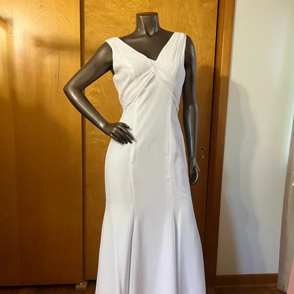 Dresses | Landa Design Simple And Elegant White Empire Waist Gown | Poshmark